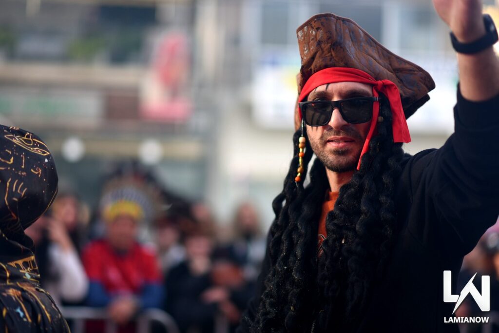 karnabali makrakomis 2026 468