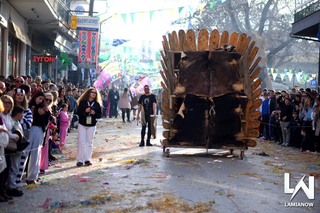 karnabali makrakomis 2026 517