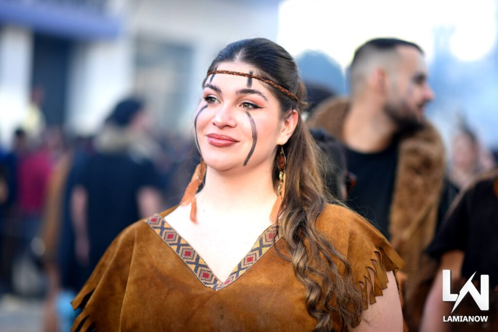 karnabali makrakomis 2026 520