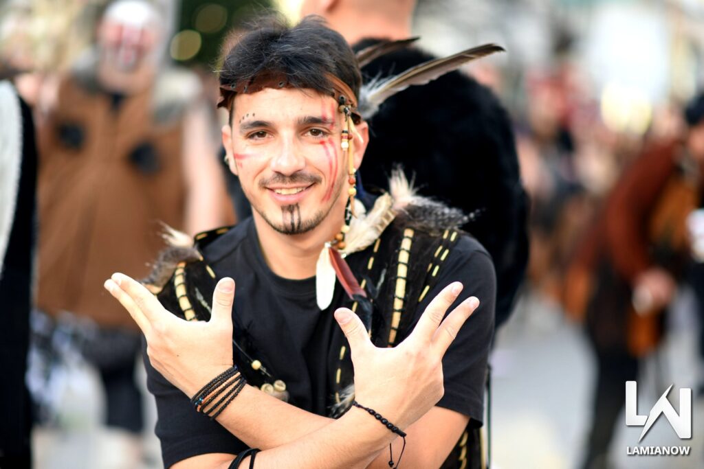 karnabali makrakomis 2026 530