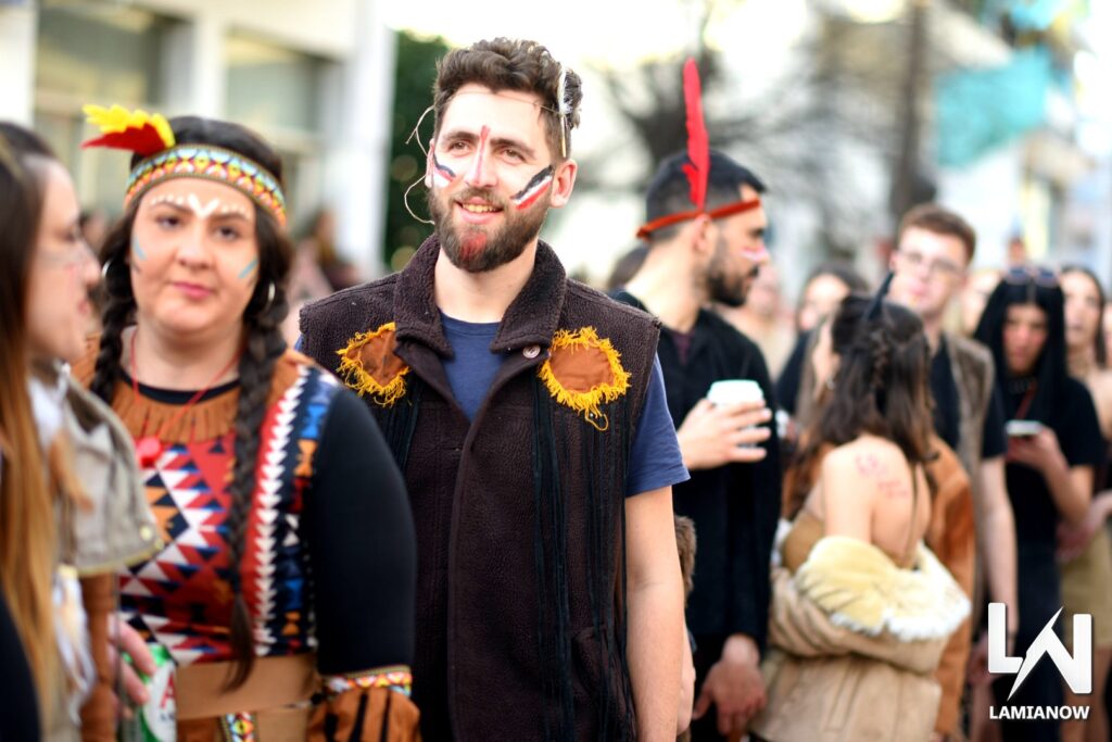 karnabali makrakomis 2026 543