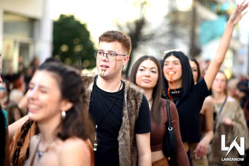 karnabali makrakomis 2026 546