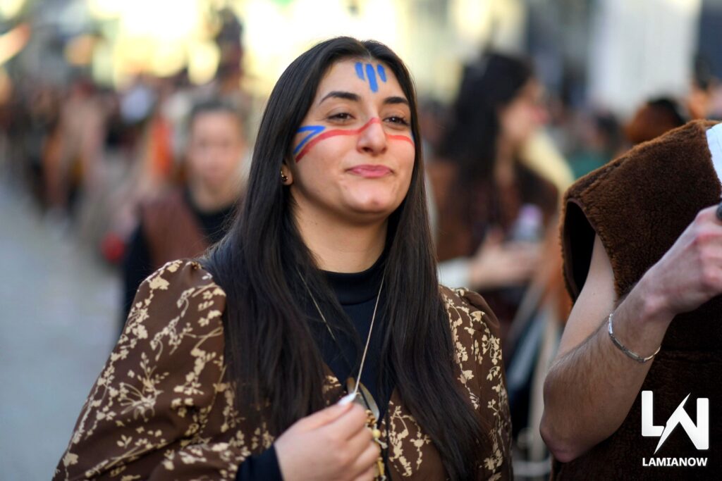 karnabali makrakomis 2026 552