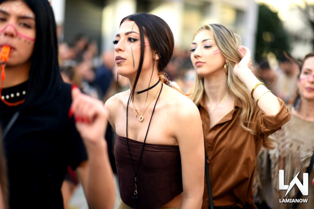 karnabali makrakomis 2026 560