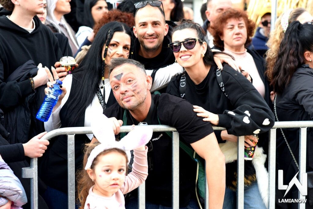 karnabali makrakomis 2026 567