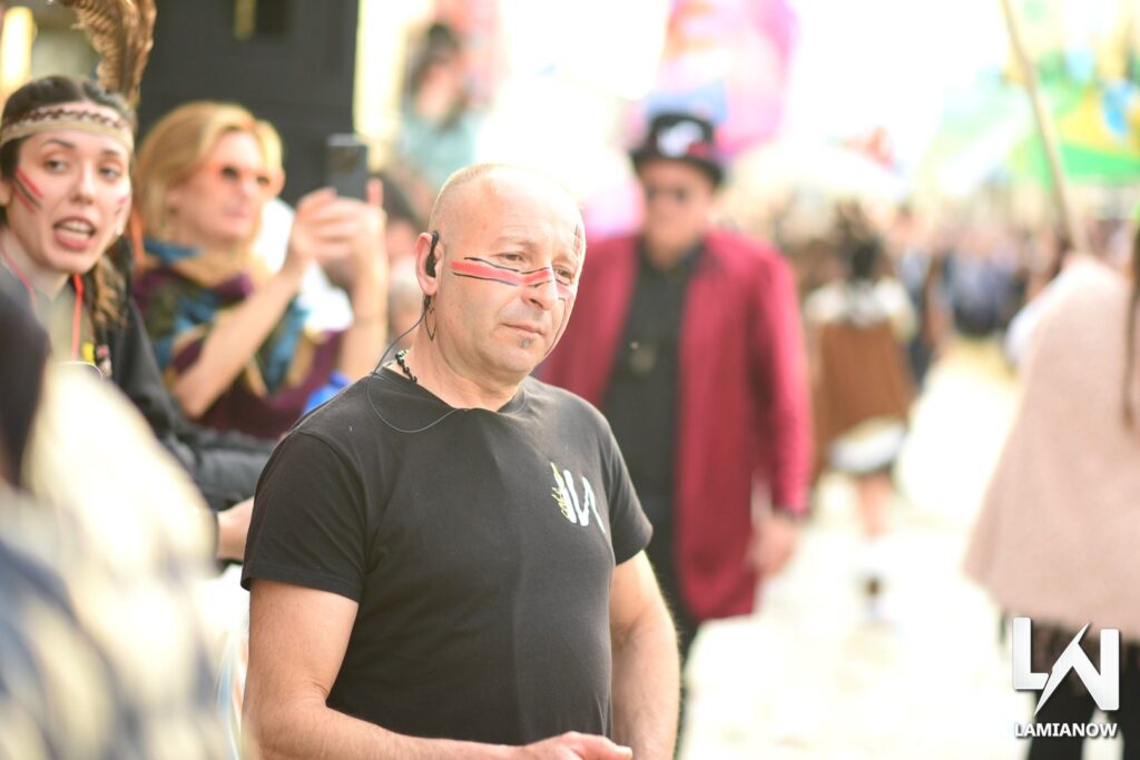 karnabali makrakomis 2026 568