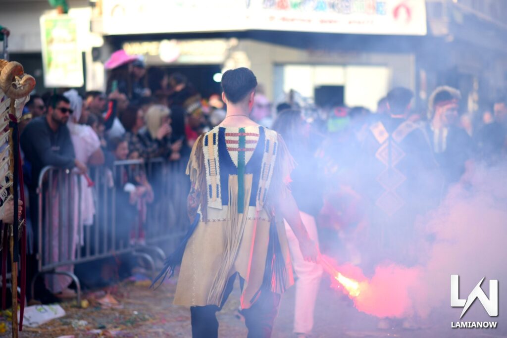 karnabali makrakomis 2026 572