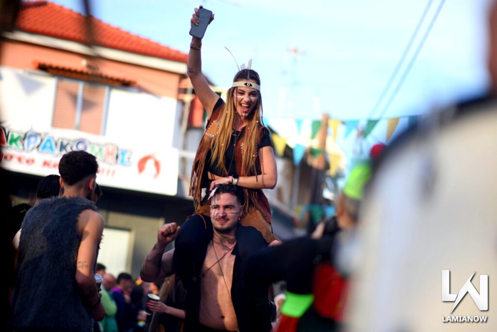 karnabali makrakomis 2026 575