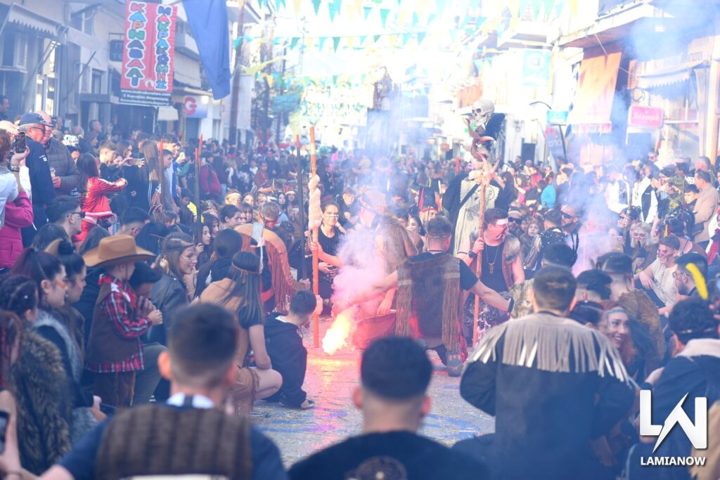 karnabali makrakomis 2026 581