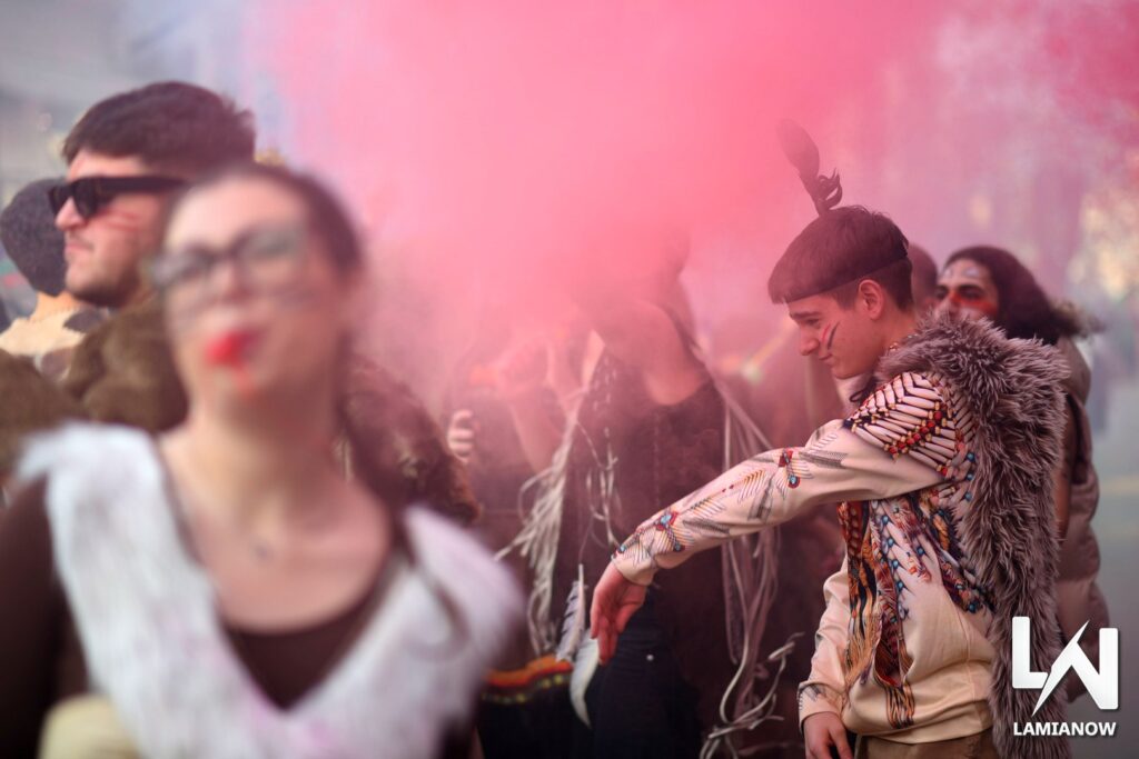 karnabali makrakomis 2026 586