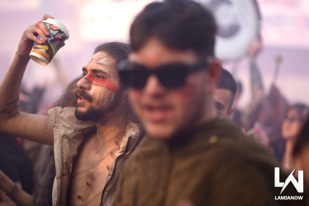 karnabali makrakomis 2026 589