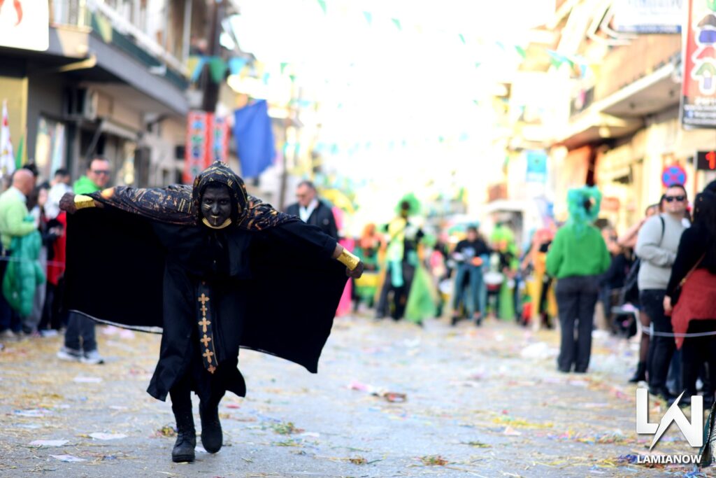 karnabali makrakomis 2026 631