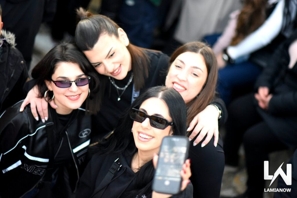 karnabali makrakomis 2026 665