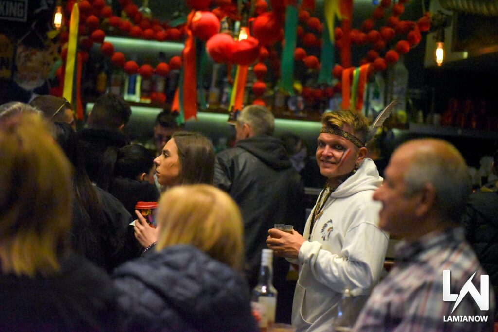 karnabali makrakomis 2026 669