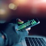 telos oi tilefonikes apates pou sikonan trapezikous logariasmous pos kataferan na mplokaroun tous epitidious