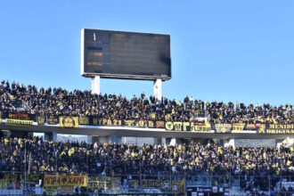 aek ypoklisi