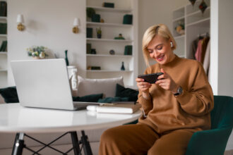online shopping pos na psonizete eksipna apo tin othoni tou kinitou sas 1