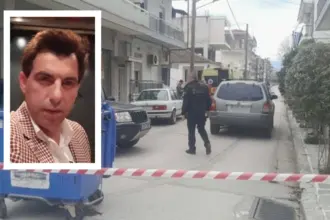 xrwma tragoudistis karditsa