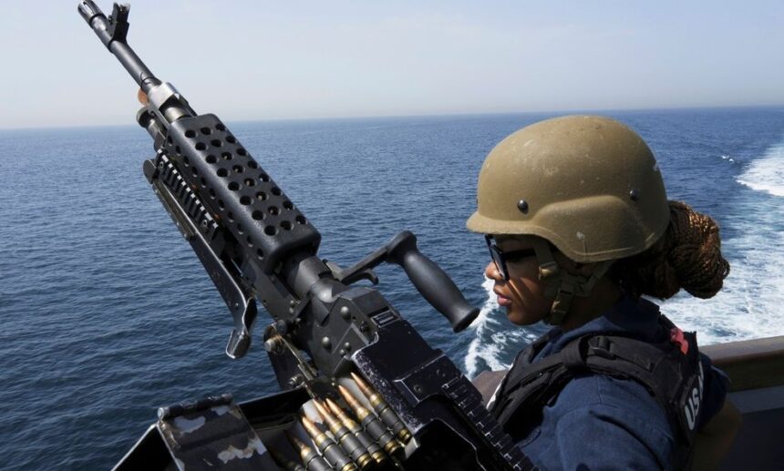 Wall Stree 1725812 6222e500 ap23212339988767