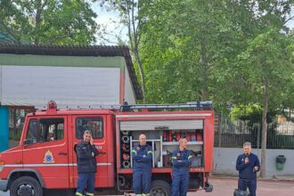 Εκπαιδευτική Δράση Πυροσβεστικής στο 17ο Δημοτικό Σχολείο Λαμίας : Μάθημα Ζωής και Προσφοράς - ΦΩΤΟ