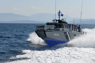 peripoliko limenikou