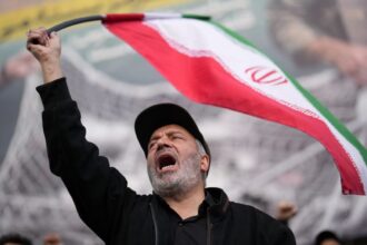 Iran To s 1733043 776a4298 ap26098222207633