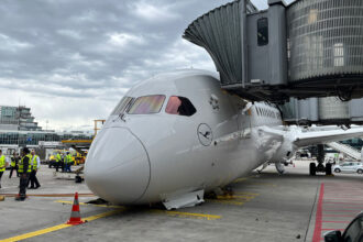 1200 plane
