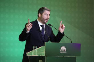 Ο Νίκος Ανδρουλάκης σε συνέντευξη για τις πολιτικές εξελίξεις και το ΠΑΣΟΚ