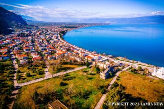Δημοτικό αναψυκτήριο στο Καλλίδρομο Καμένων Βούρλων