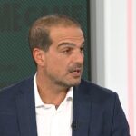 Ο Γαβριήλ Σακελλαρίδης μιλά σε ραδιοφωνική συνέντευξη για την Αριστερά και την ΕΛΑΣ