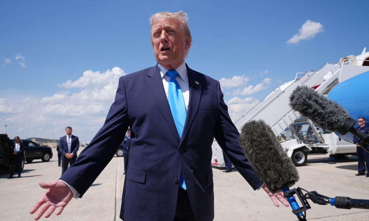 Tramp I s 1739583 trump 205