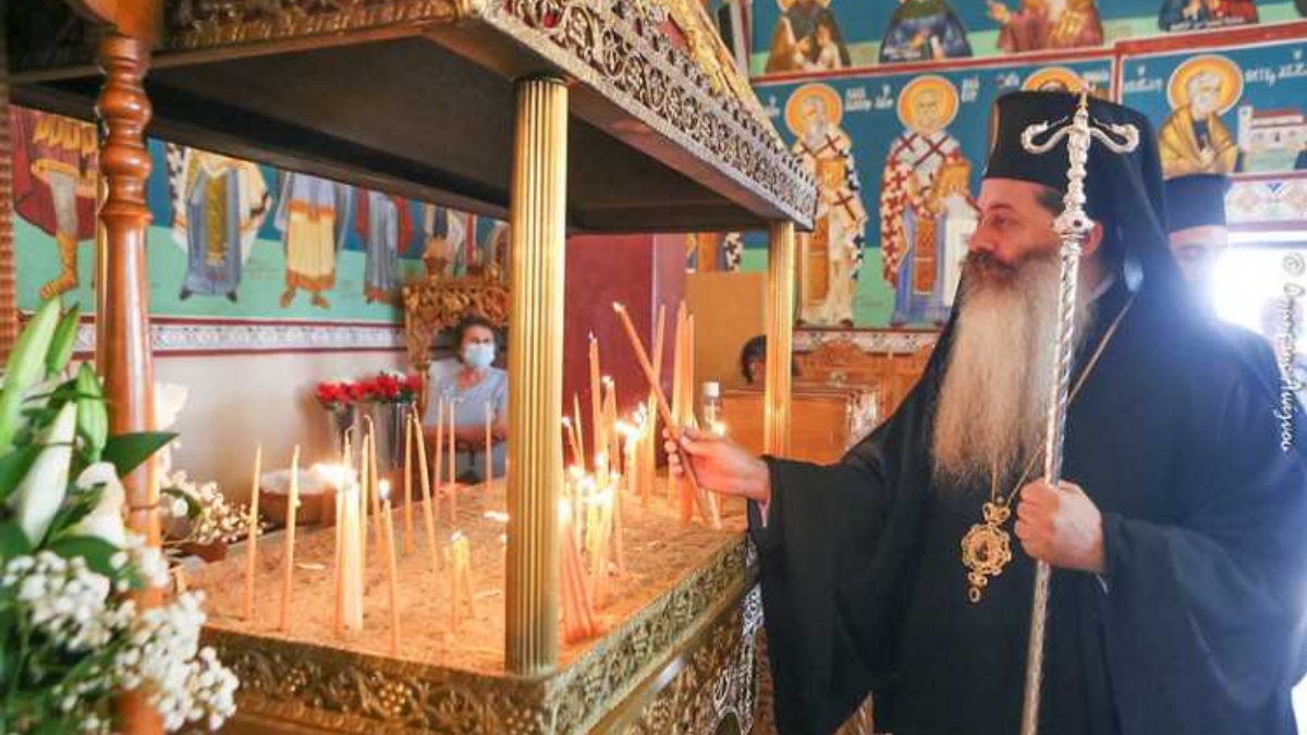 Ιερός Ναός των Αγίων Αποστόλων Πέτρου και Παύλου στο Παγκράτι Λαμίας