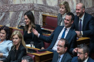Αίθουσα της Βουλής κατά την ανακοίνωση της διάλυσης της Κοινοβουλευτικής Ομάδας της Νέας Αριστεράς