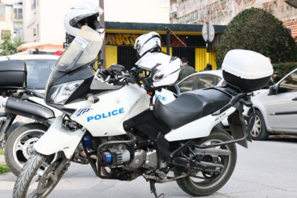 Νεαροί πιάνονται στα χέρια σε νυχτερινό μαγαζί στο Ρέθυμνο