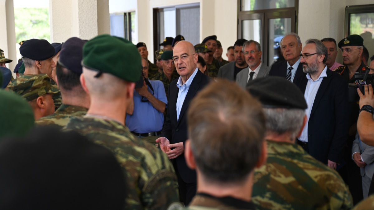 Ο Νίκος Δένδιας στην τελετή έναρξης λειτουργίας του 1ου Κέντρου Μετεκπαίδευσης Εφεδρείας στον Αυλώνα