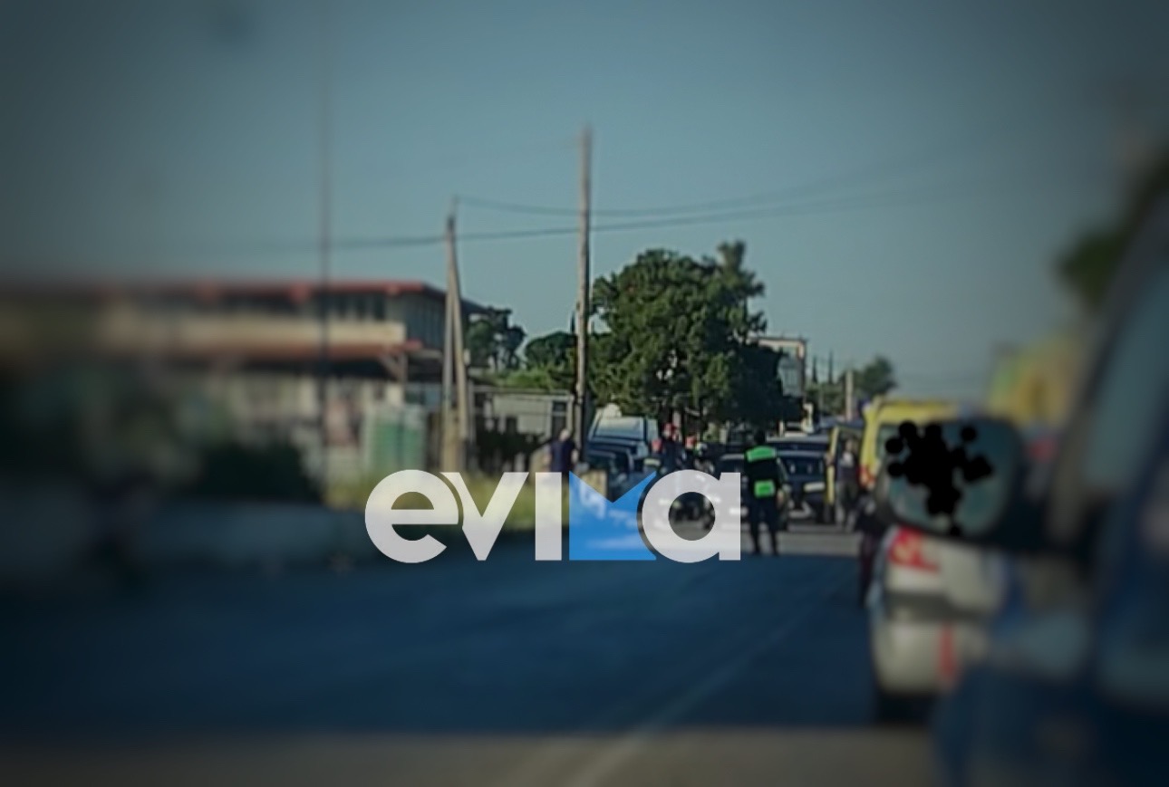 Σημείο τροχαίου στη Νέα Αρτάκη με εμπλοκή φορτηγού και μηχανής