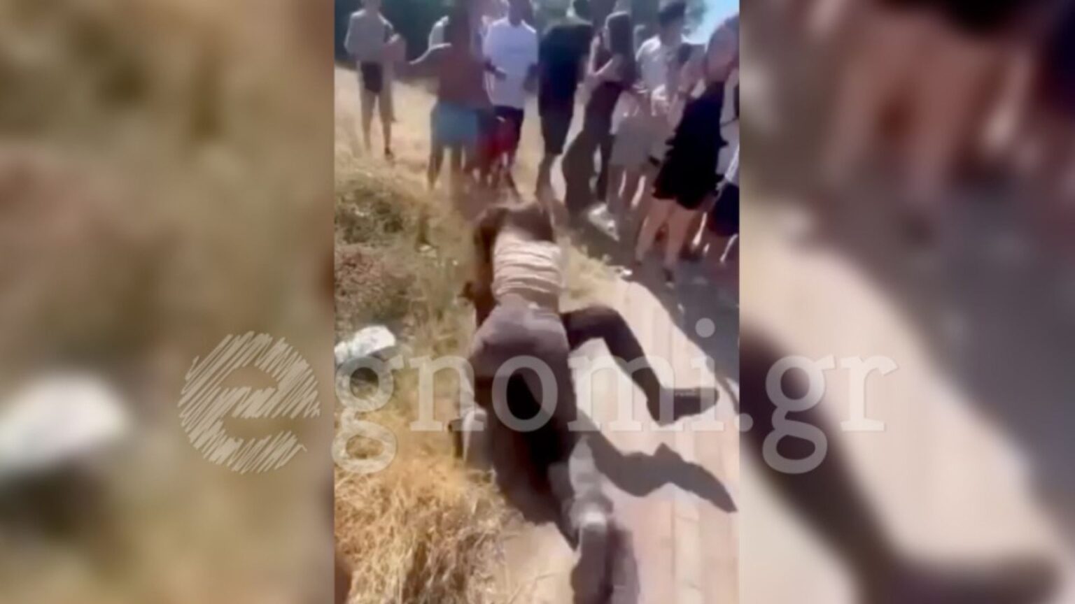 Συμπλοκή δύο μαθητριών έξω από σχολείο στην Εύβοια