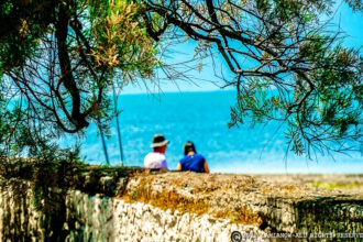 Καλοκαιρινός καιρός με ηλιοφάνεια και σύννεφα στη Φθιώτιδα