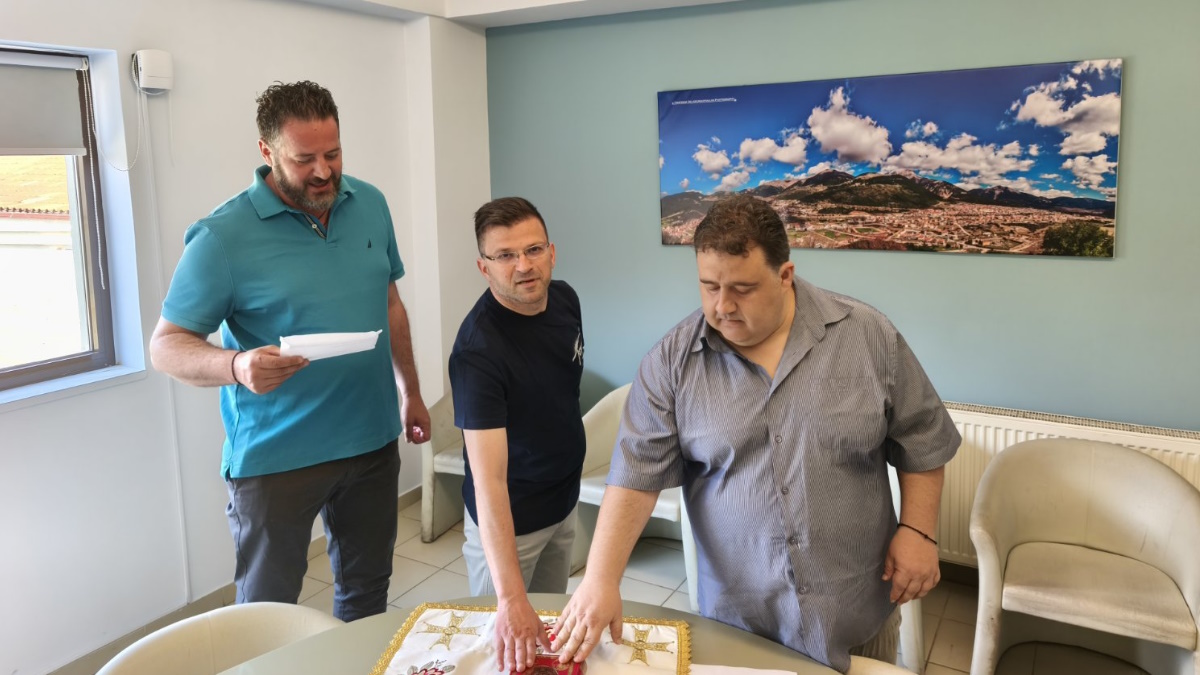 Τελετή ορκωμοσίας δύο νέων μόνιμων υπαλλήλων στον Δήμο Καρπενησίου