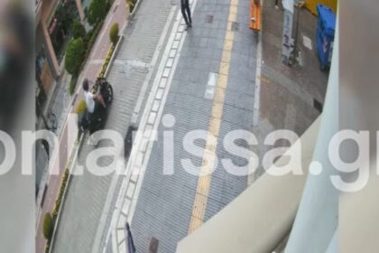 Μηχανάκι και αστυνομία σε περιστατικό παράσυρσης μικρού παιδιού στη Λάρισα