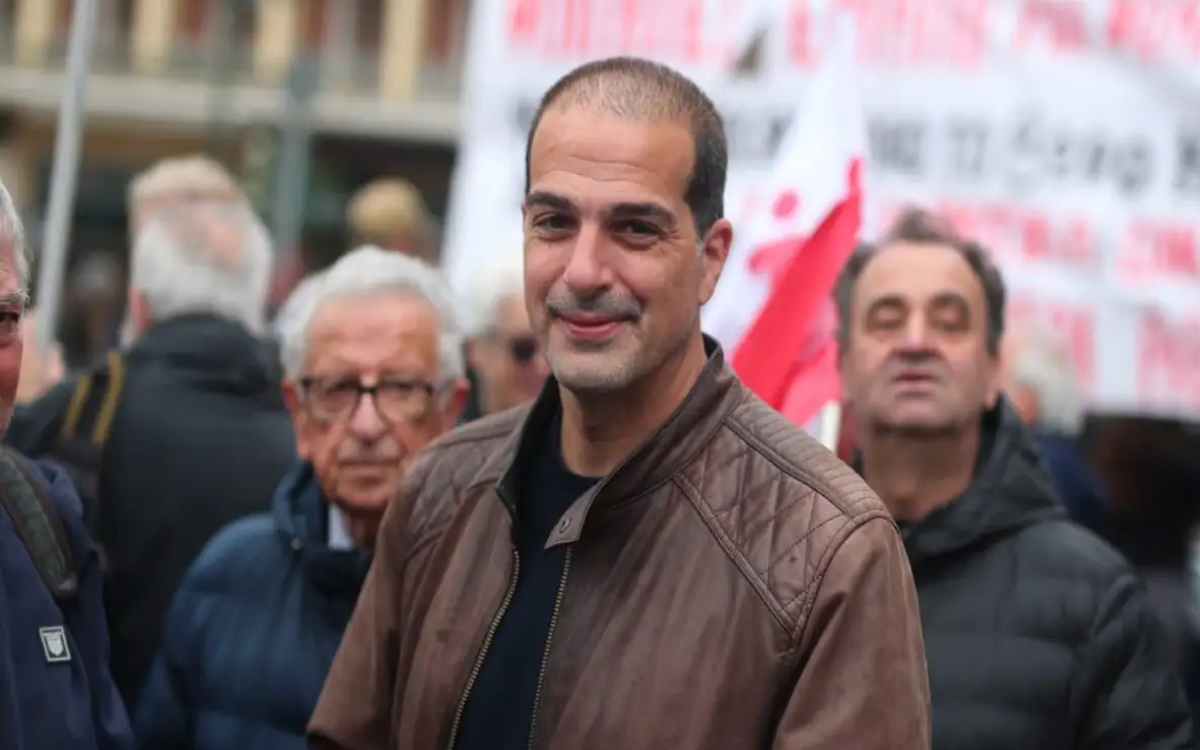 Ο Γαβριήλ Σακελλαρίδης μιλά για τις αποχωρήσεις από τη Νέα Αριστερά σε τηλεοπτική συνέντευξη