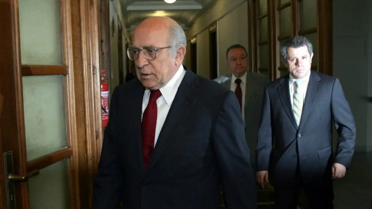Η εικόνα του Γιώργου Σουφλιά για το άρθρο με την κηδεία του στο Κοιμητήριο Παπάγου
