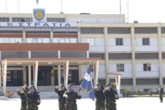 Στρατιωτικό κτίριο και εγκαταστάσεις που συνδέονται με αλλαγές στη Λάρισα μετά την κατάργηση της 1ης Στρατιάς
