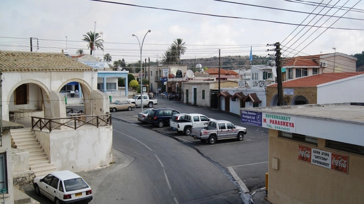 Περιπολία και κίνηση στη νεκρή ζώνη στην περιοχή της Πύλας