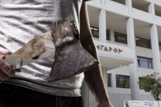 Δικαστήριο στη Λάρισα για την υπόθεση ομηρίας της 45χρονης