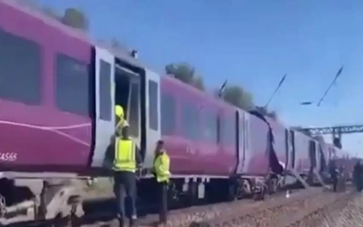 Σιδηροδρομικό περιστατικό κοντά στο Μπέντφορντ στη Βρετανία με κινητοποίηση διασωστικών δυνάμεων