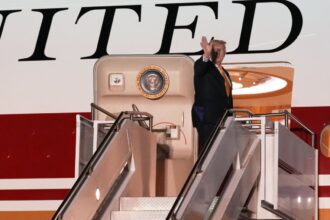 Air Force 1749083 0b08a48b trymp air