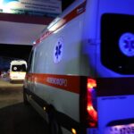 Πυροσβεστικά οχήματα και δυνάμεις επιχειρούν σε μεγάλη φωτιά στο Ωραιόκαστρο