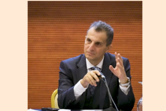 Ο Γιάννης Βαφιαδάκης μιλά στον Lamia Polis 87.7 για τις φετινές βάσεις εισαγωγής