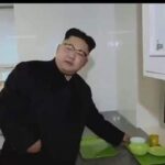 Ο Κιμ Γιονγκ Ουν επιθεωρεί εργοστάσιο κατασκευής πιάτων στη Βόρεια Κορέα